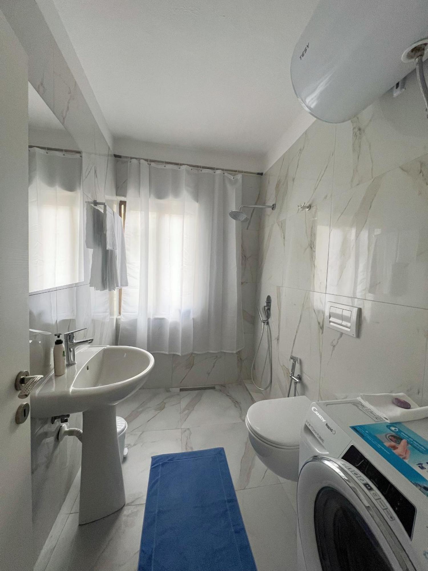 Central City Apartment 地拉那 外观 照片